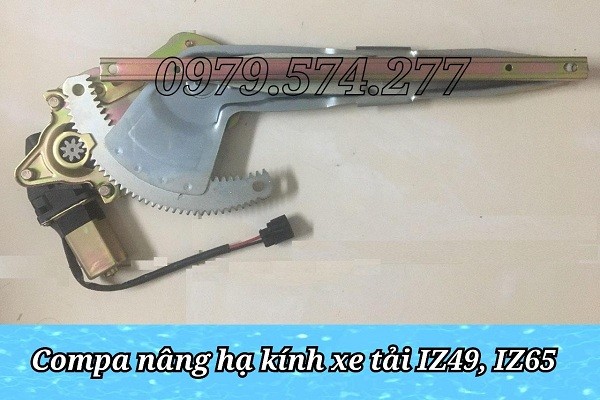 Compa Nâng Hạ Kính Xe Tải IZ49, IZ65 - Phụ Tùng Đô Thành Giá Tốt 1 Compa Nâng Hạ Kính Xe Tải IZ49, IZ65 - Phụ Tùng Đô Thành Giá Tốt 1