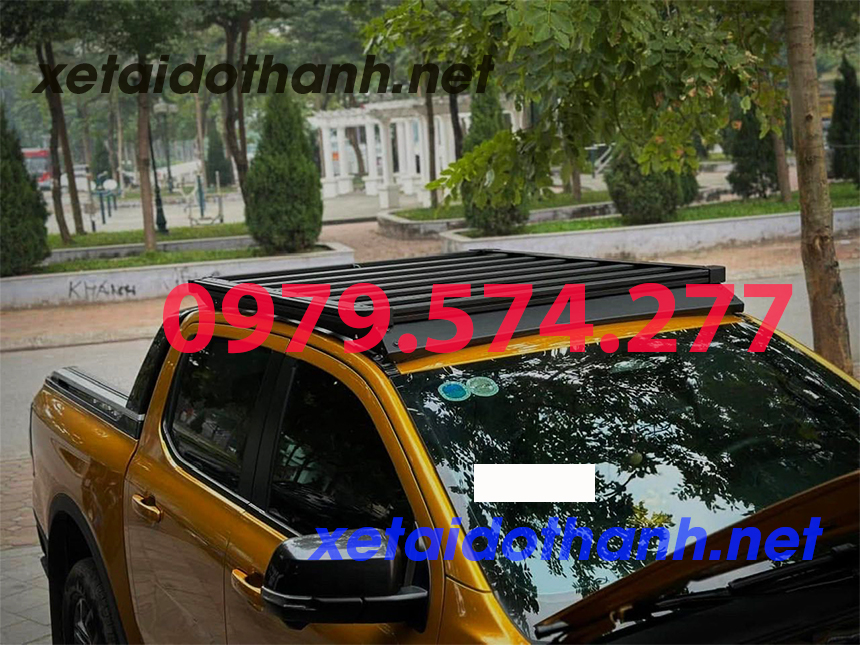 Baga nóc xe Ford Rager