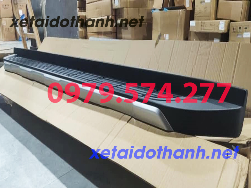 Bệ bước chân ( bậc bước chân ) xe Ford Ranger