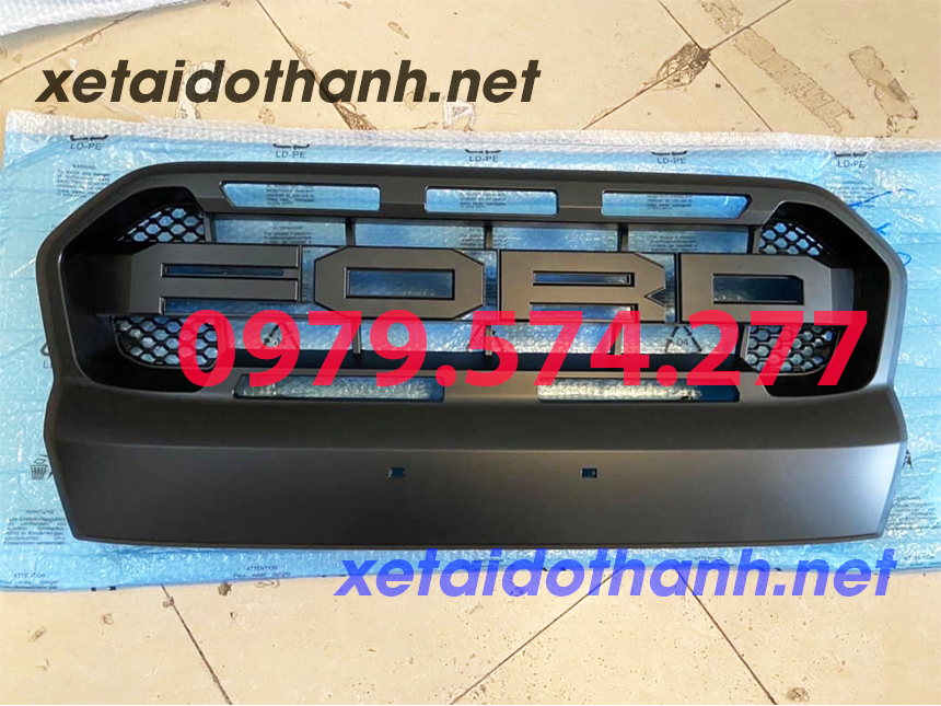 Calang chữ Ford xe Ford Ranger