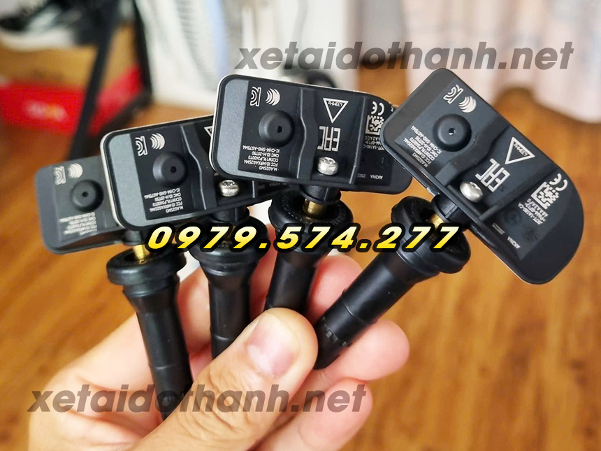 Cảm biến áp suất lốp xe Ford Ranger