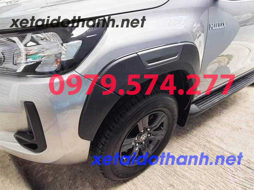 Cua lốp Hilux xe Ford Ranger