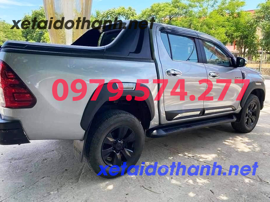 Cua lốp Hilux xe Ford Ranger