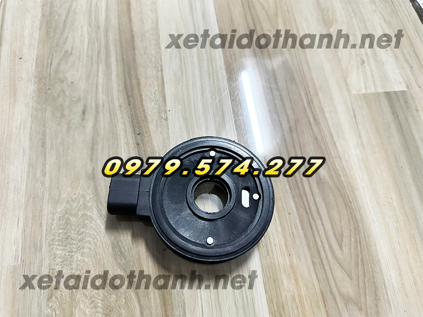 Cảm biến lọc tinh ( cảm biến báo nước trong nhiên liệu ) xe tải Đô Thành IZ49 IZ65