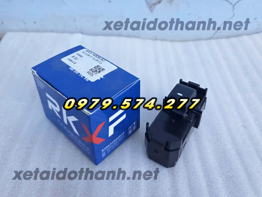 Công tắc bấm kính bên phụ xe tải Đô Thành IZ65 IZ350