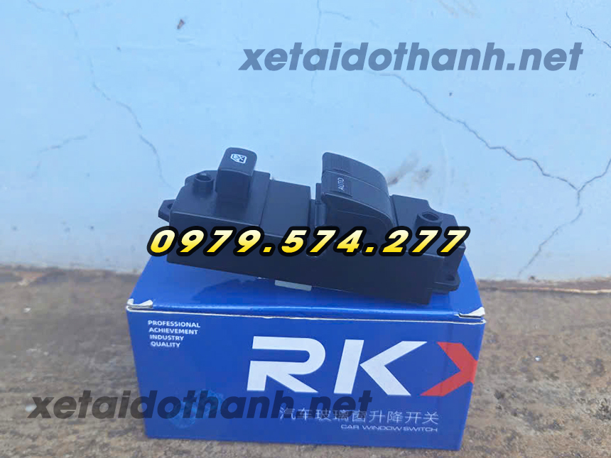 Công tắc bấm kính bên tài xe tải Đô Thành IZ65 IZ350 Công tắc bấm kính bên tài xe tải Đô Thành IZ65 IZ350