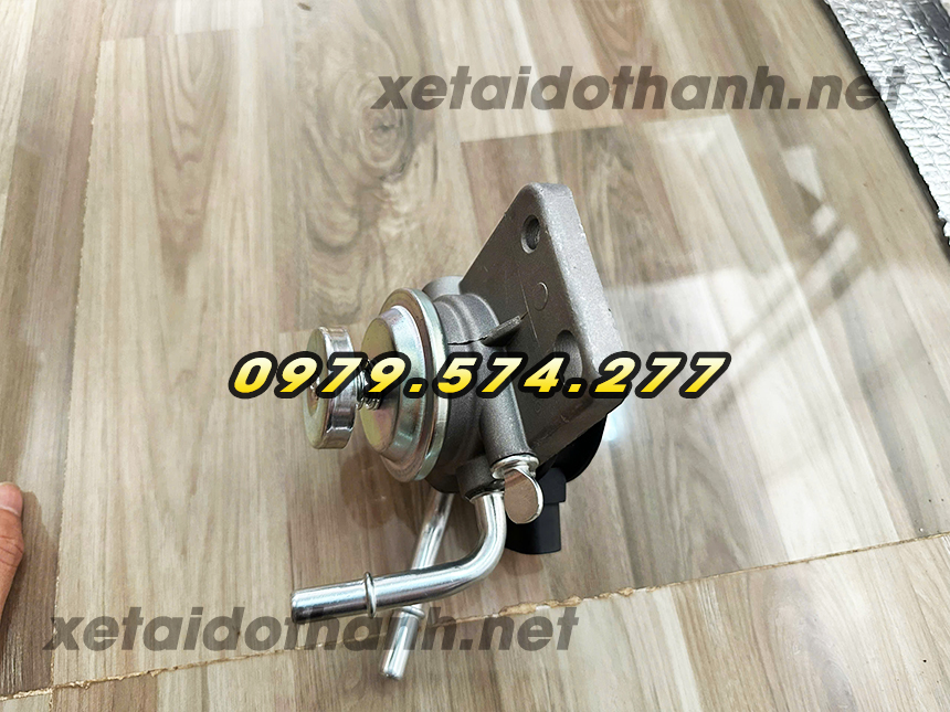 Đế bơm tay xe tải Đô Thành IZ49 IZ65