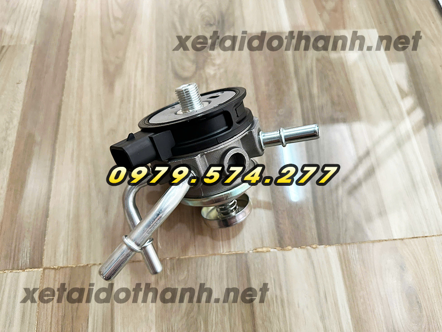 Đế bơm tay xe tải Đô Thành IZ49 IZ65