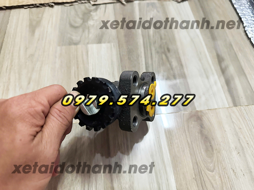 Heo thắng ( heo phanh ) xe tải Đô Thành IZ49 IZ65