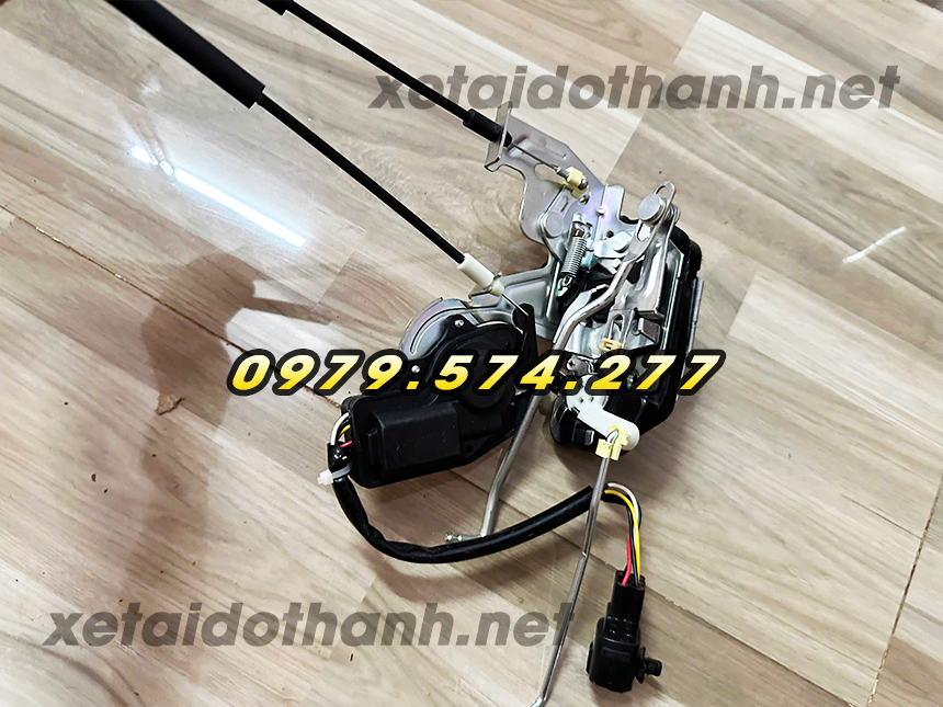 Ổ khóa ngậm cửa xe tải Đô Thành IZ49 IZ65 Ổ khóa ngậm cửa xe tải Đô Thành IZ49 IZ65