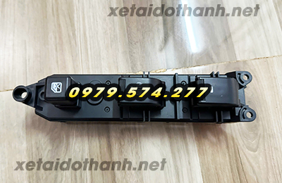 Công tắc bấm kính bên tài xe tải đô thành IZ49 IZ65