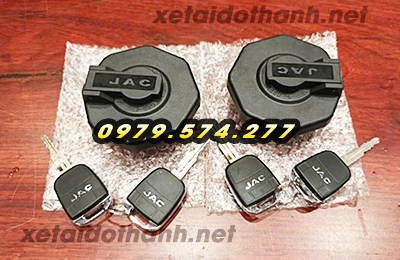 Nắp thùng dầu xe tải JAC N250 N350 N650 Nắp thùng dầu xe tải JAC N250 N350 N650